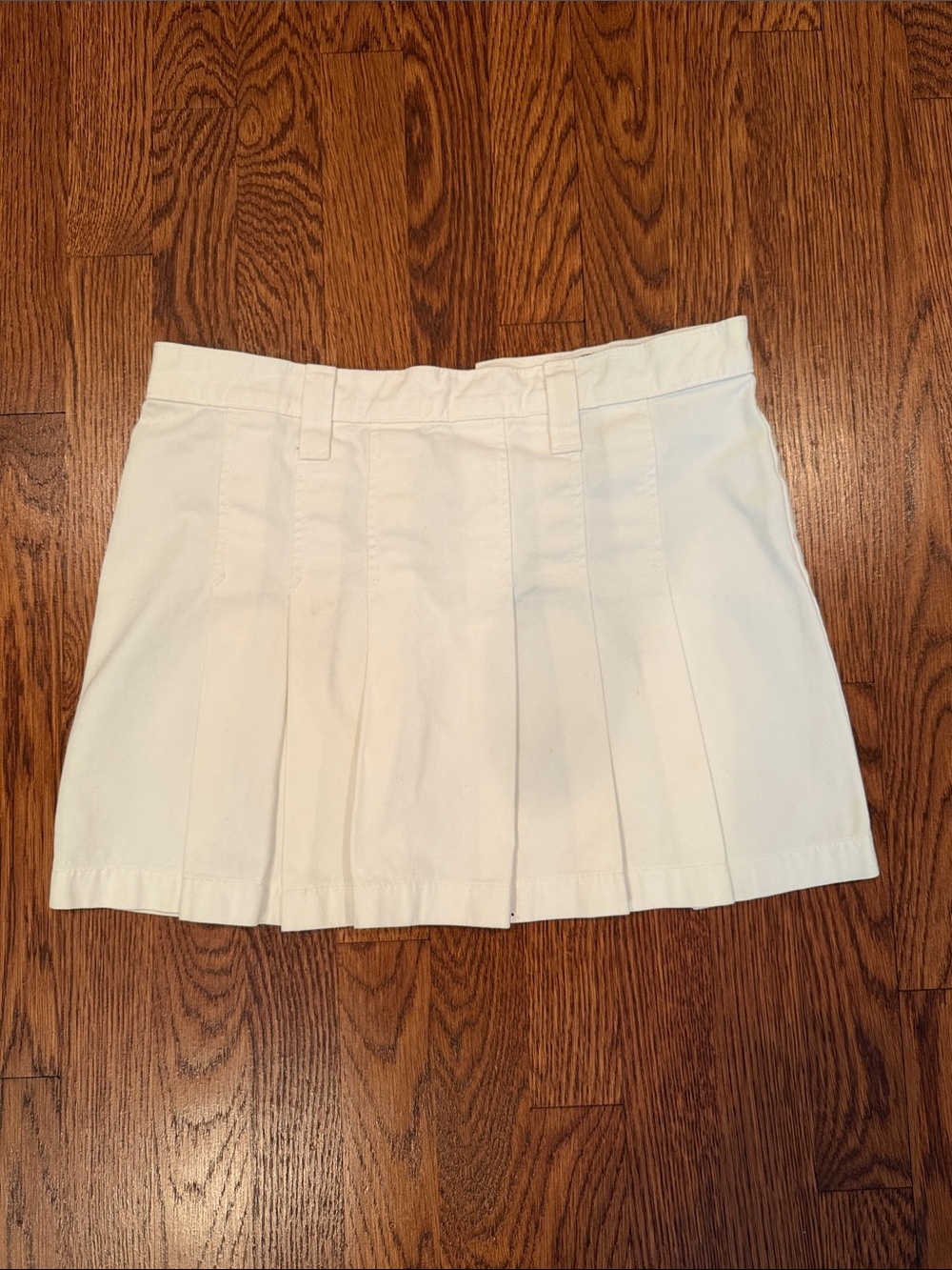 Juicy Couture White Pleated Mini Skirt